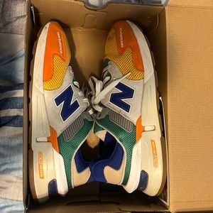 New balance sneakers size 11